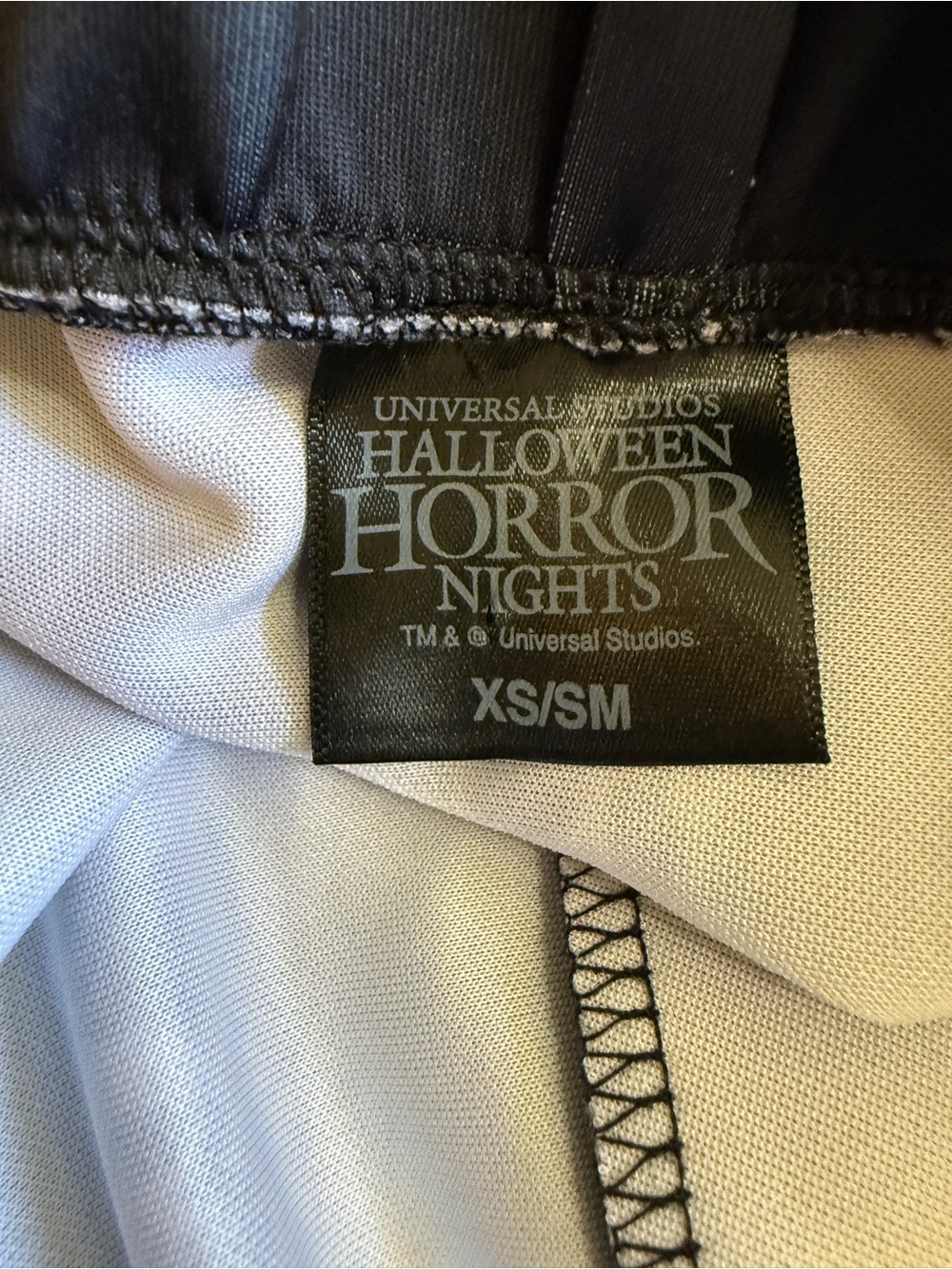 Halloween Horror Nights Never Go alone Gradient Black & Teal Skirt- XS/Small - Picture 7 of 7